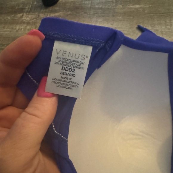 Venus 38D/40C Marilyn Push-up Bikini Top - Picture 2 of 3